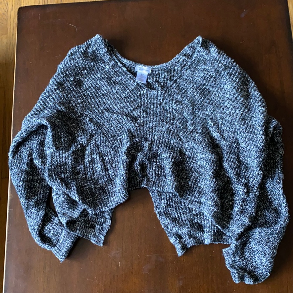Cropped sweater